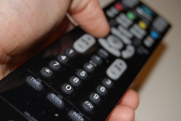 De 1 mai şi de Paşte, deţinuţii de la Poarta Albă au voie să se uite mai mult la TV